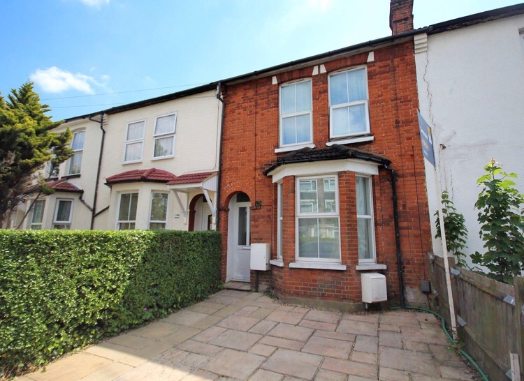 Bay and sash combo in&nbsp;Woking!