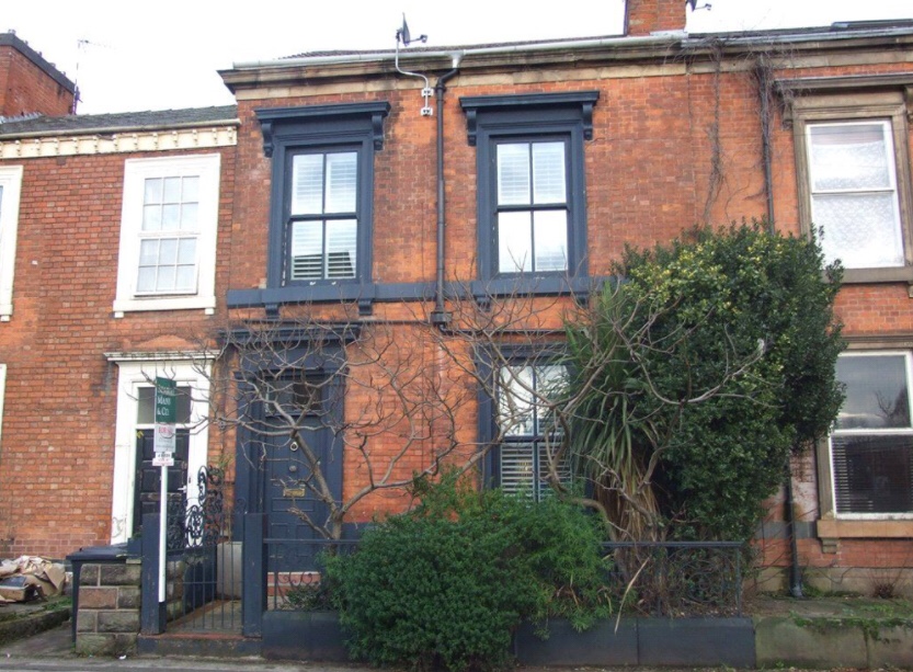 Serious sash & very little&nbsp;cash