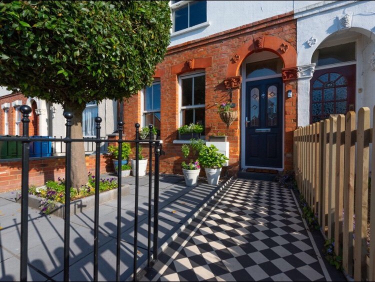 Spotted! Absolute Fire in&nbsp;Farnborough