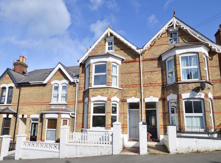 Isle of Wight? Alright then&nbsp;🌝