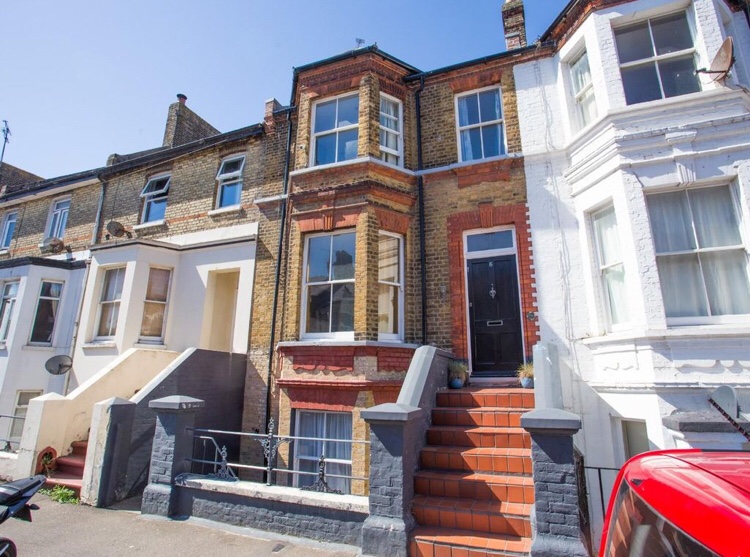 Your Seaside Fix&nbsp;🌞