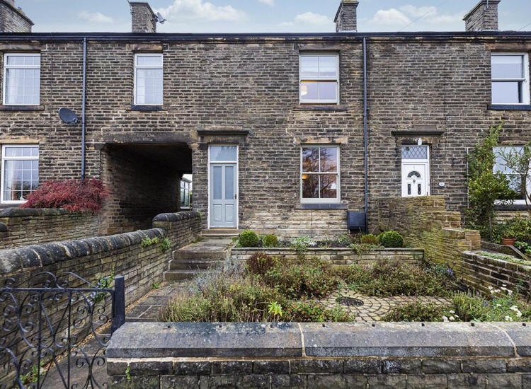 Huge garden in Halifax !&nbsp;🌿