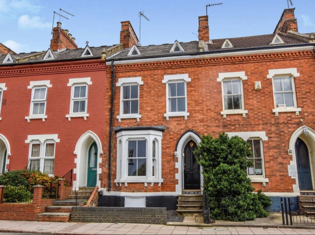 Northampton Townhouse ✨