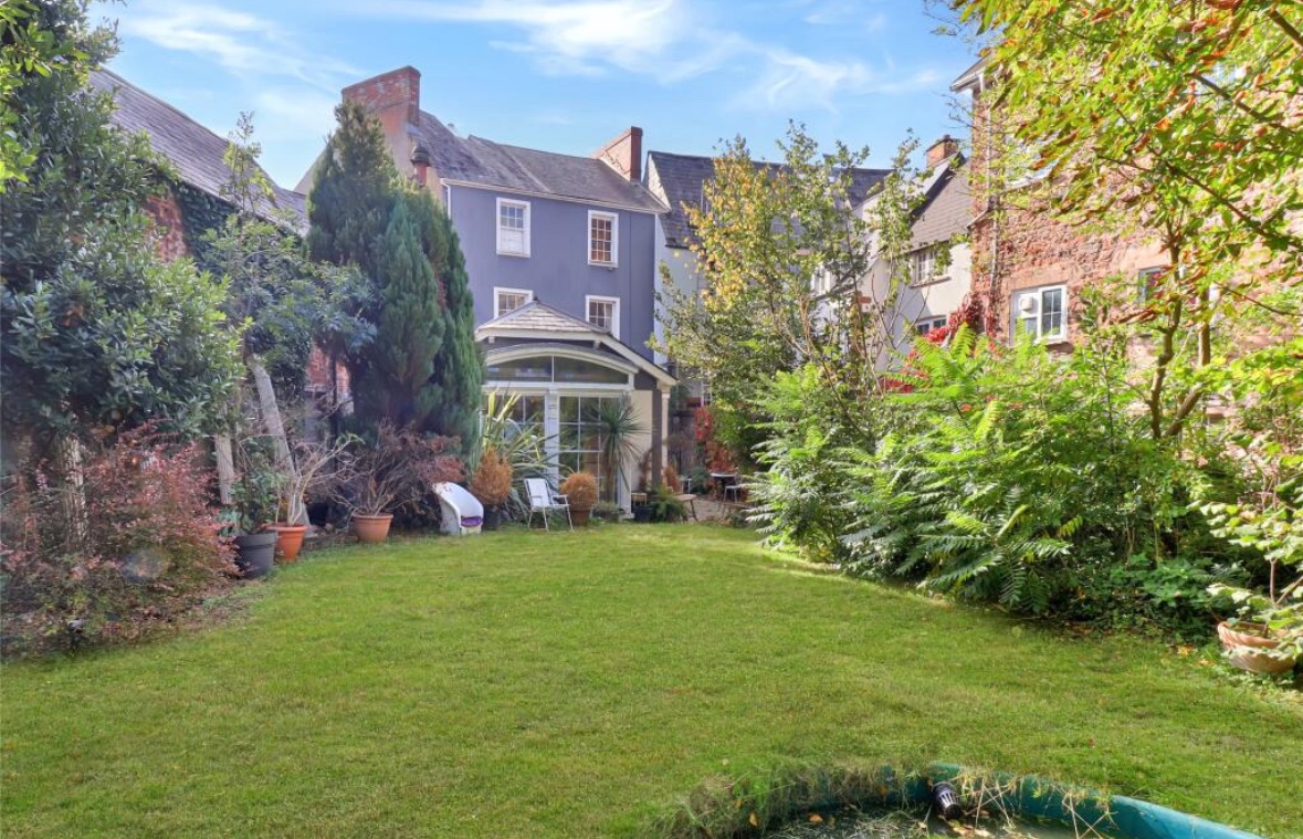 It needs a lot of work&nbsp;🔨✏️